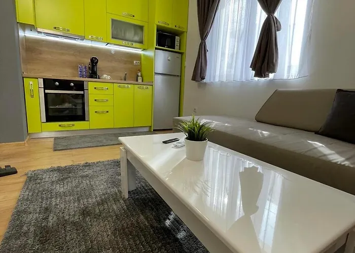 св. антоний велики St. Anthony The Great 아파트 산단스키